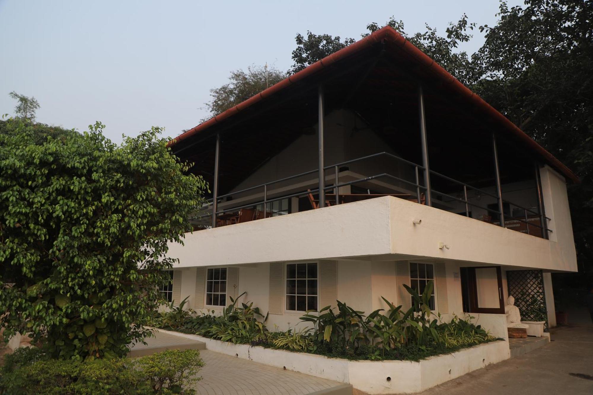 The Lighthouse - Formerly Known As Utan Sea Resort Thane Exterior photo