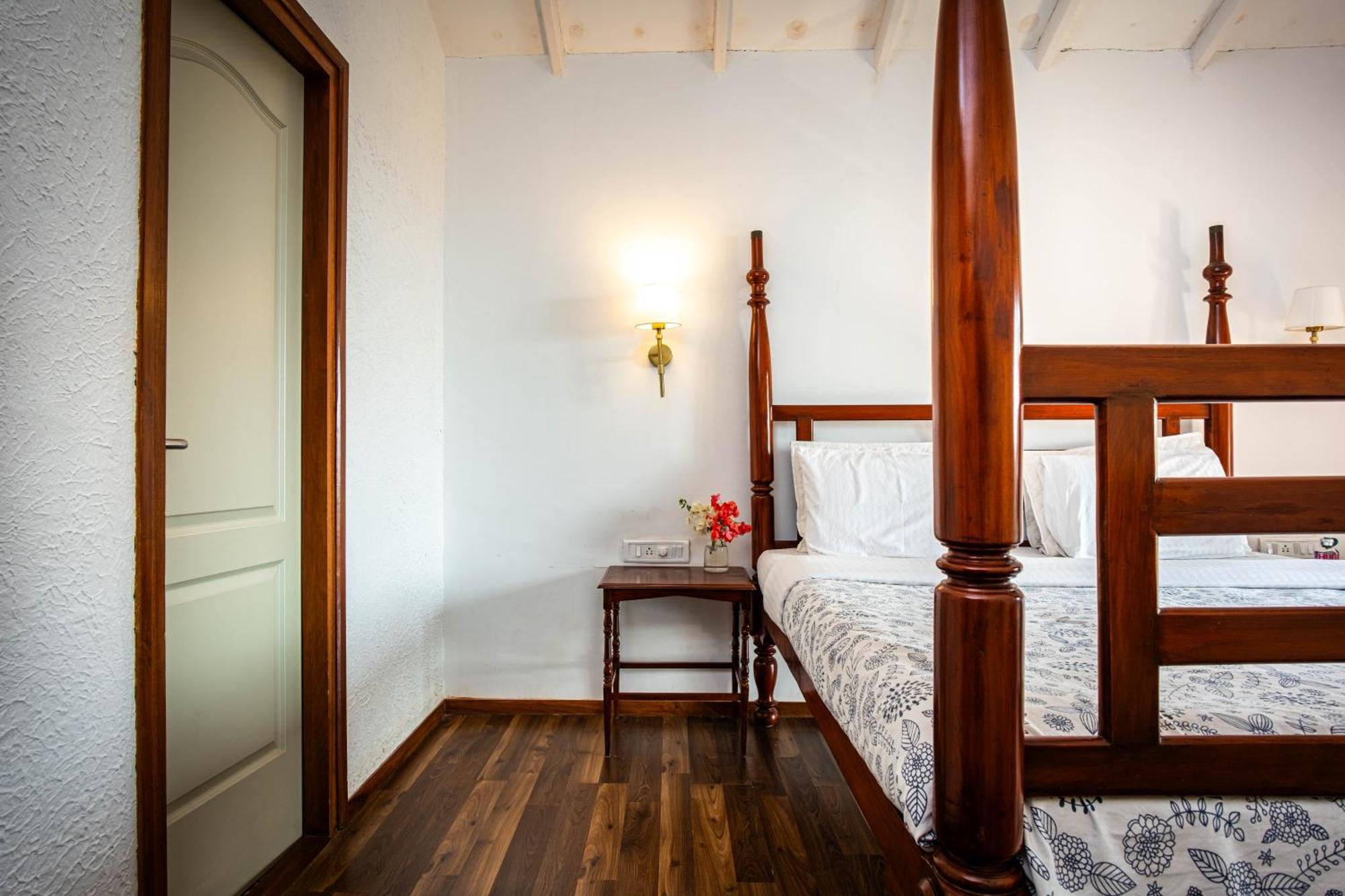 The Lighthouse - Formerly Known As Utan Sea Resort Thane Room photo